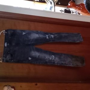 EUC Denim House Distressed Jeans Size 34